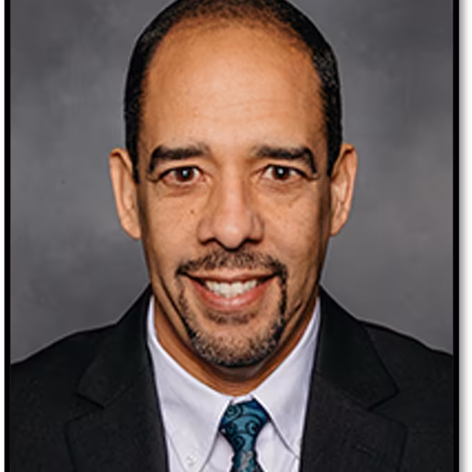 Octavio Ramirez Headshot